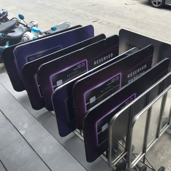 แผงกั้นสแตนเลส VIP