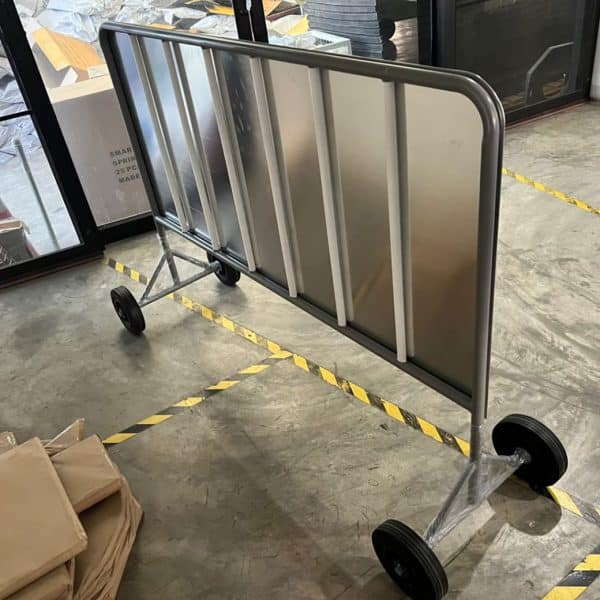 แผงกั้นสแตนเลส VIP