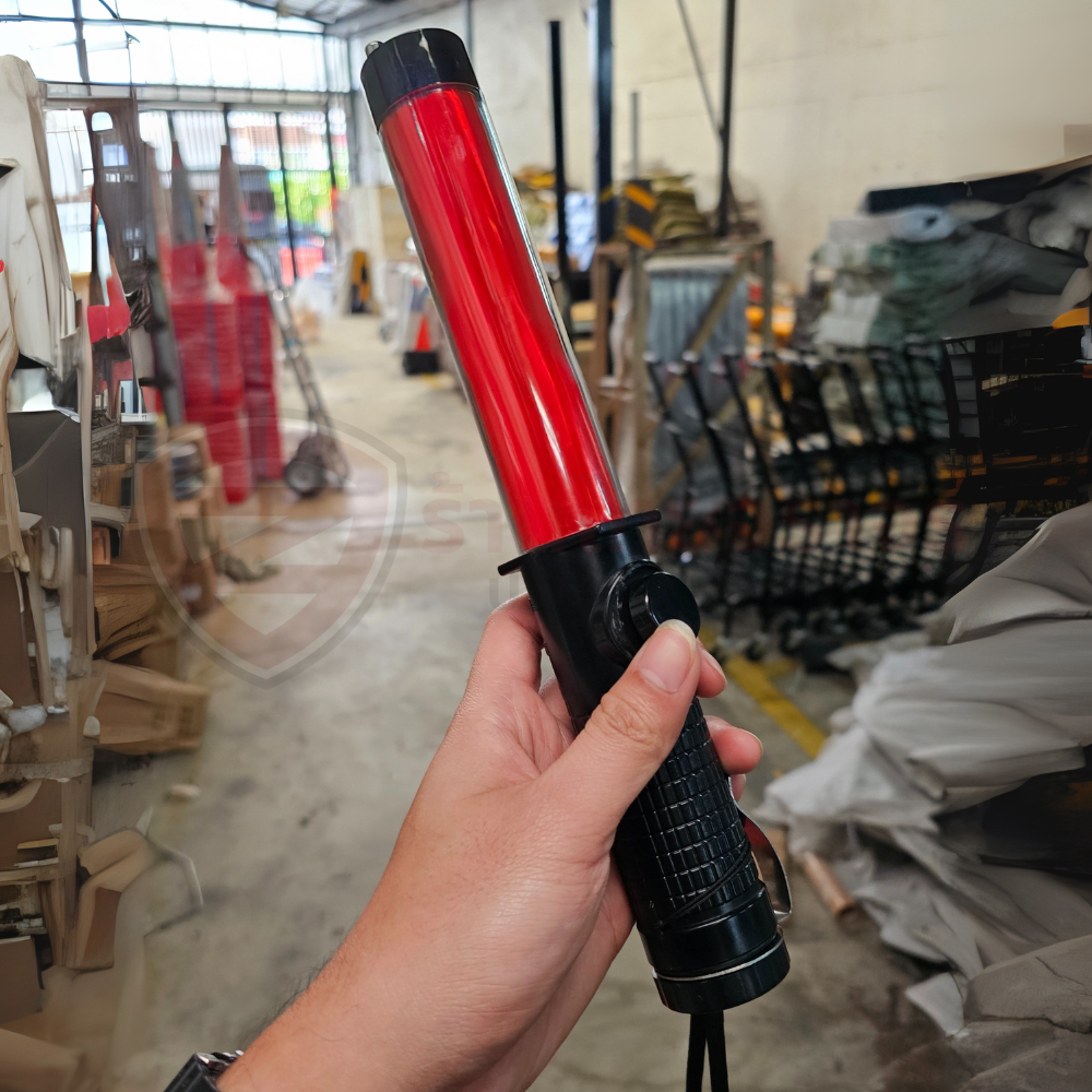 กระบองไฟกระพริบแบบพกพา ขนาด 29x3.5 Cm. 3 จังหวะ ไฟกระพริบ,ไฟค้าง,ไฟฉาย ฐานแม่เหล็ก (และมีนกหวีดไฟฟ้าในตัว)(ส่ถ่าน) - Image 5