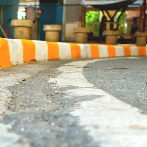 รับทาสีฟุตบาท