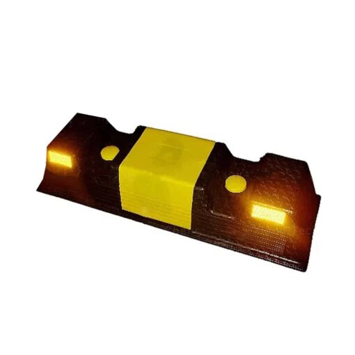 พลาสติกกั้นล้อ 50x15x10 Cm.