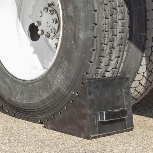 ยางกั้นล้อขนาดใหญ่ 29x33x26 Cm.