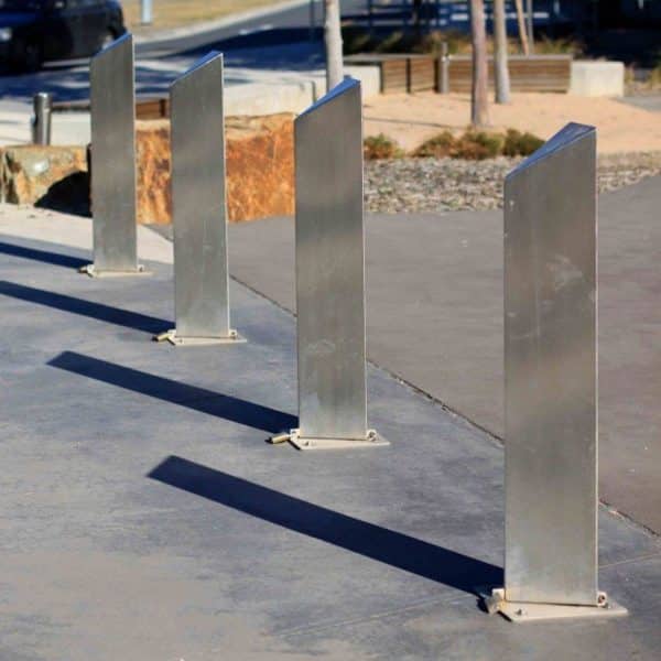 เสาสแตนเลสชนิดหัวตัดเหลี่ยม