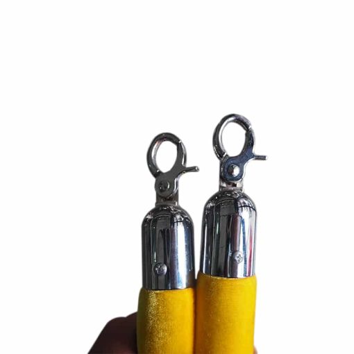 เสากั้นทางเดินสายคล้อง