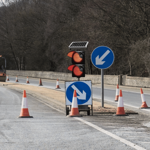 ไฟจราจรสีเหลือง-แดง