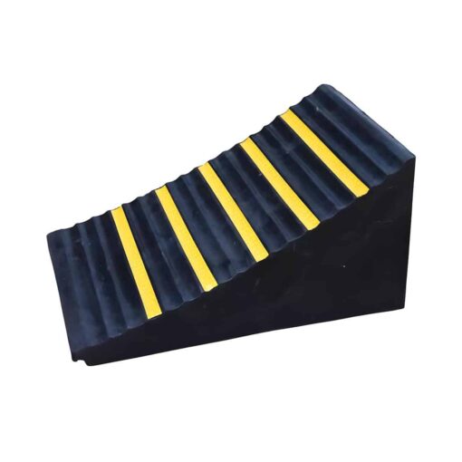 ยางกั้นล้อขนาดใหญ่