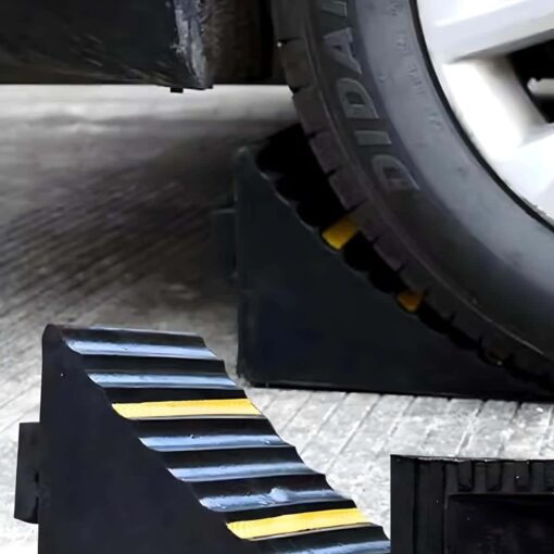 ยางกั้นล้อขนาดใหญ่