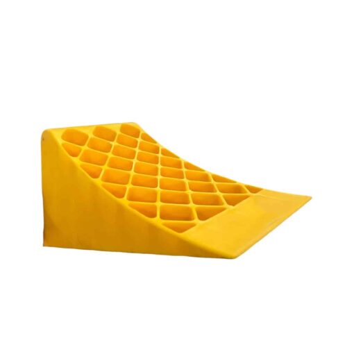 พลาสติกกั้นล้อ ขนาด 39x16x17 Cm.