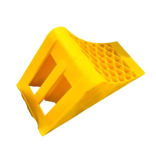 พลาสติกกั้นล้อ ขนาด 39x16x17 Cm.