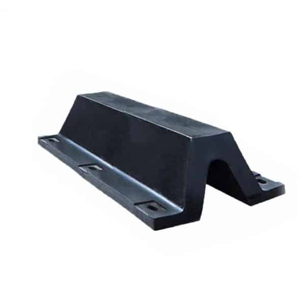 ยางกันชน V-Type ขนาด 30x100 Cm. น้ำหนัก 150 kg.