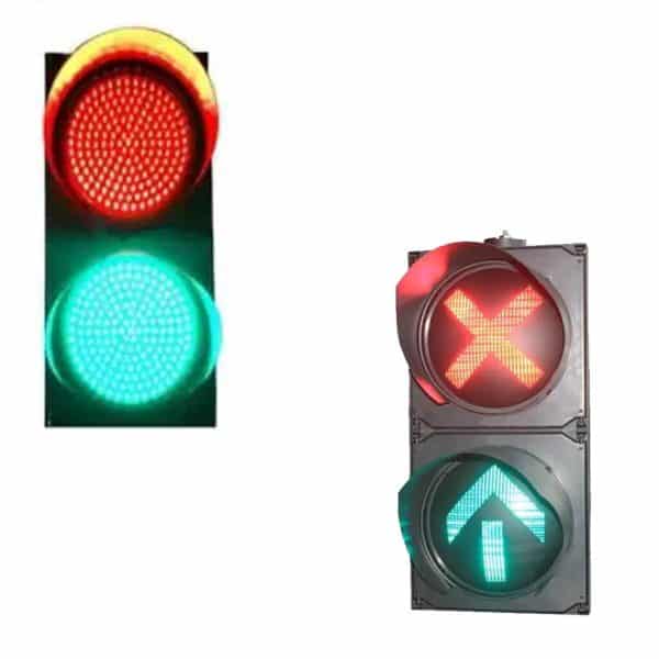 ไฟจราจร 2 ดวงโคม