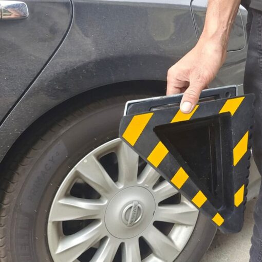 ยางหนุนล้อ (ใหญ่) ขนาด 18x22x25 Cm.