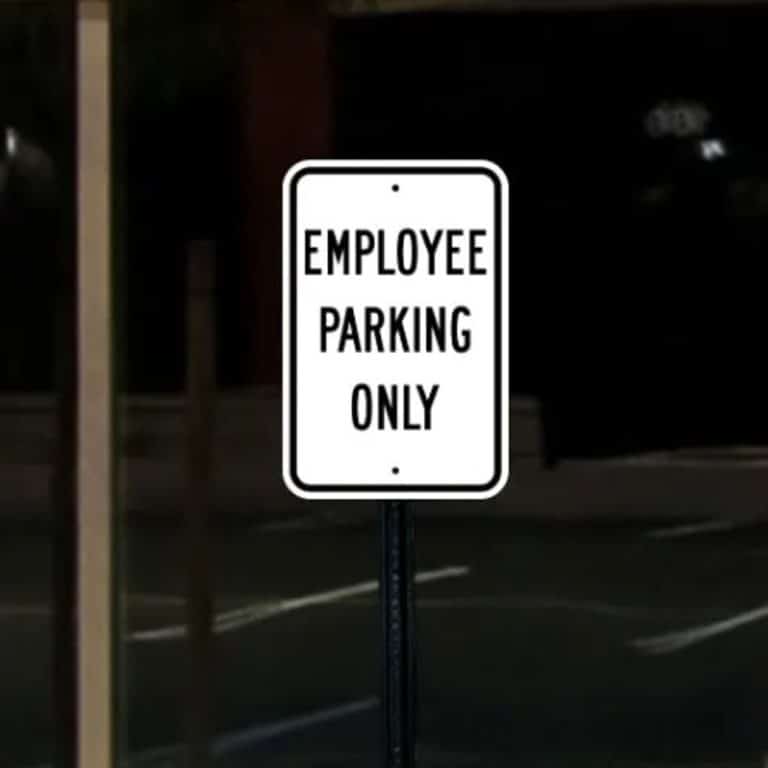 ป้ายจราจรติดสติ๊กเกอร์สะท้อนแสง 3M