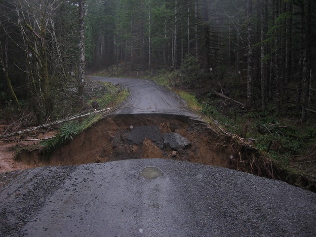 Blind-spots-unsafe-road-conditions