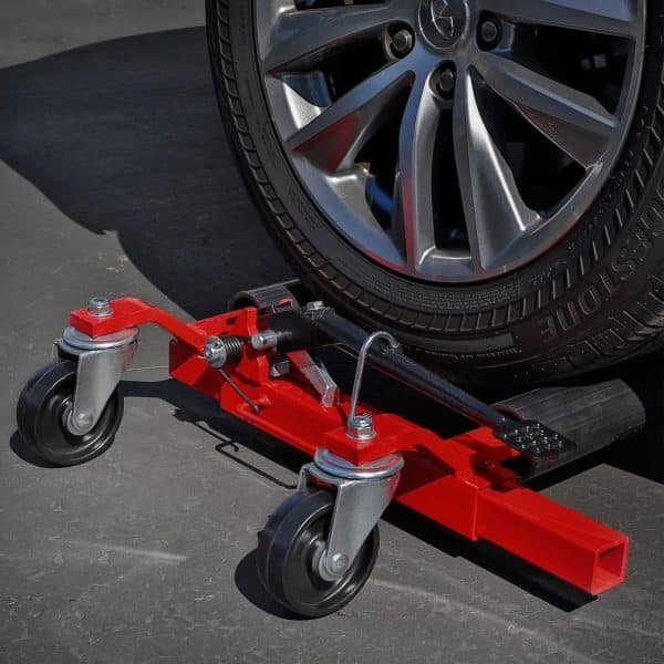 สาธิตอุปกรณ์เคลื่อนย้ายรถ