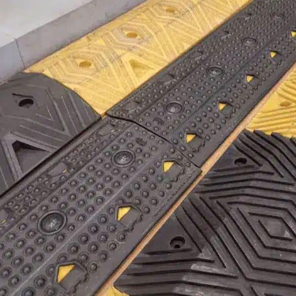 ยางชะลอความเร็ว