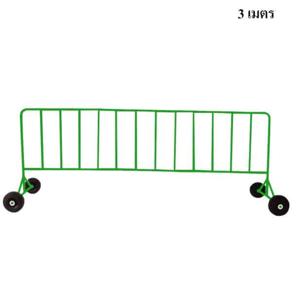 แผงกั้นจราจรสีเขียว