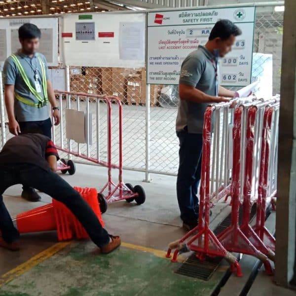 แผงกั้นจราจร