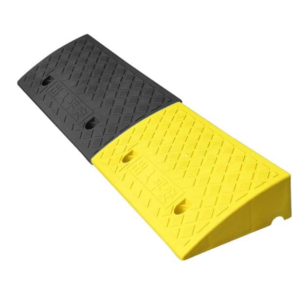 พลาสติกปีนฟุตบาท ขนาด 27 x 50 x 11 Cm