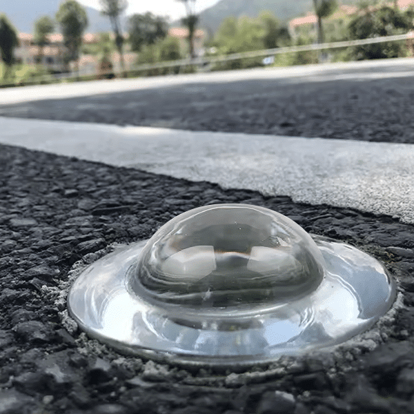 หมุดลูกแก้วสะท้อนแสง