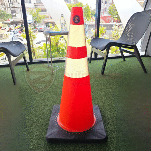 กรวยจราจร PVC ขนาด 70 ซม. ฐานยางเพิ่มน้ำหนัก